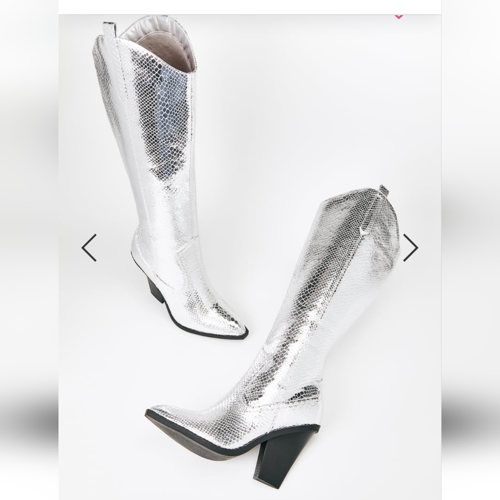 Bella Silver Cowboy Boot Sz 11 BNIB